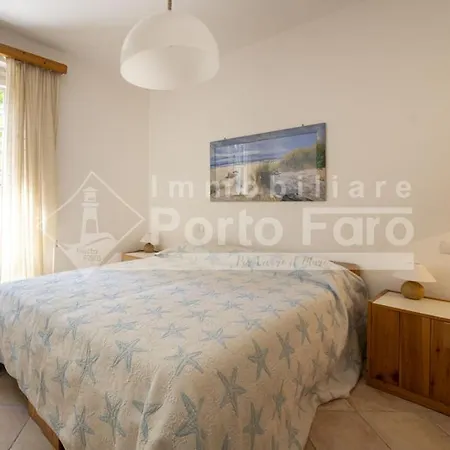 2 Pineta - Ampio Quadrilocale Sulla Di Porto Faro * 帕劳