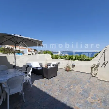 2 Pineta - Ampio Quadrilocale Sulla Di Porto Faro Villa *