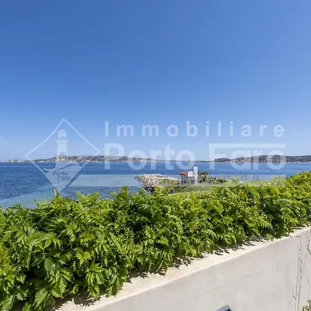 Villa 2 Pineta - Ampio Quadrilocale Sulla Di Porto Faro *